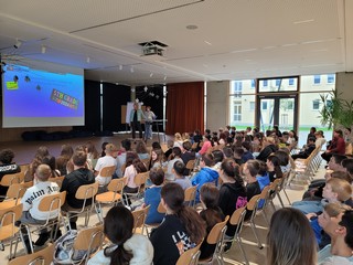 Schulversammlung 1